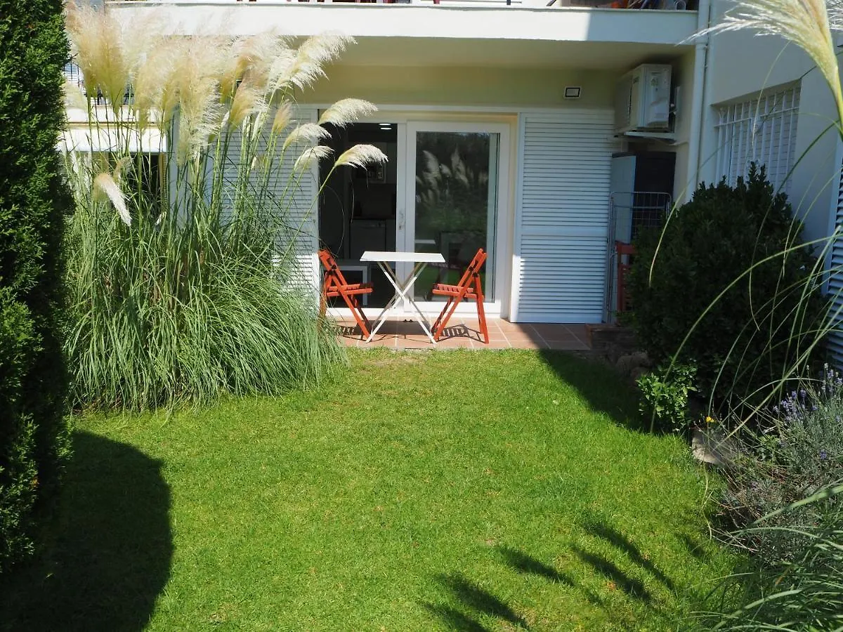 Apartamento Apartament Amb Piscina I Aparcament - Baixos Amb Jardinet Calella De Palafrugell