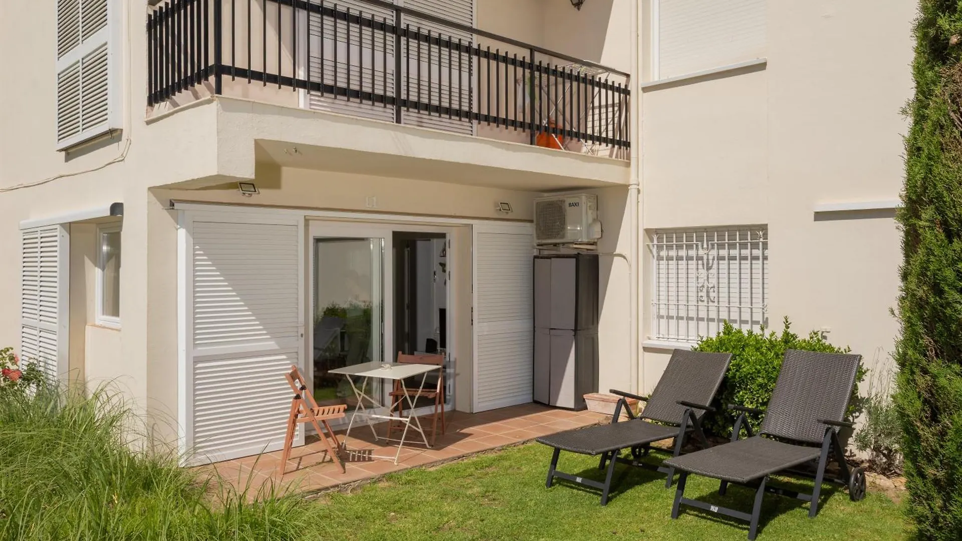 Apartamento Apartament Amb Piscina I Aparcament - Baixos Amb Jardinet Calella De Palafrugell